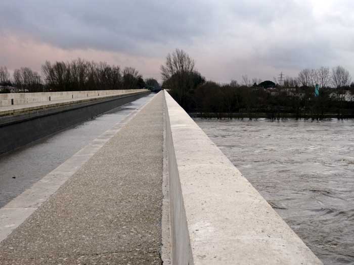 Chomage Canal de Garonne - Garoone en crue