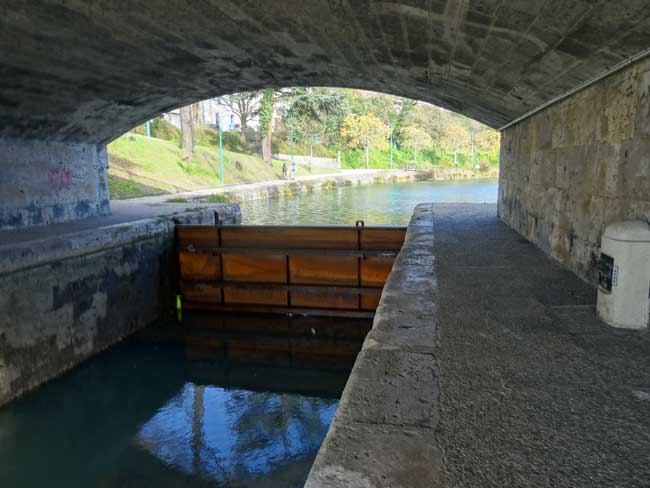 Chomage Pont canal d'Agen