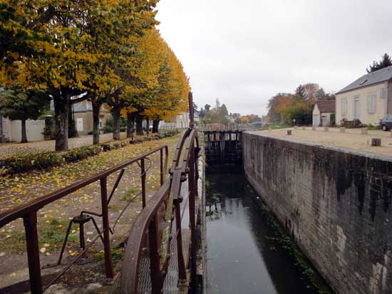 Ecluse de La Patache - Canal d'Orléans