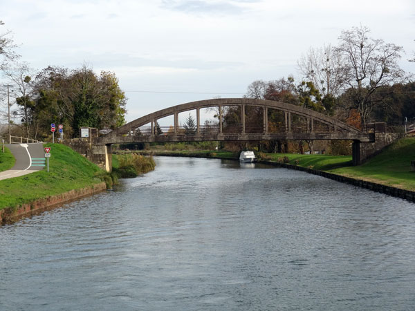 Pont du canal Latéral àla Garonne