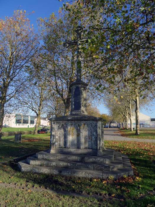 Croix du marin Redon